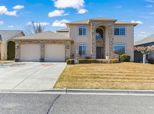 112 N 78th Ave, Yakima, WA 98908