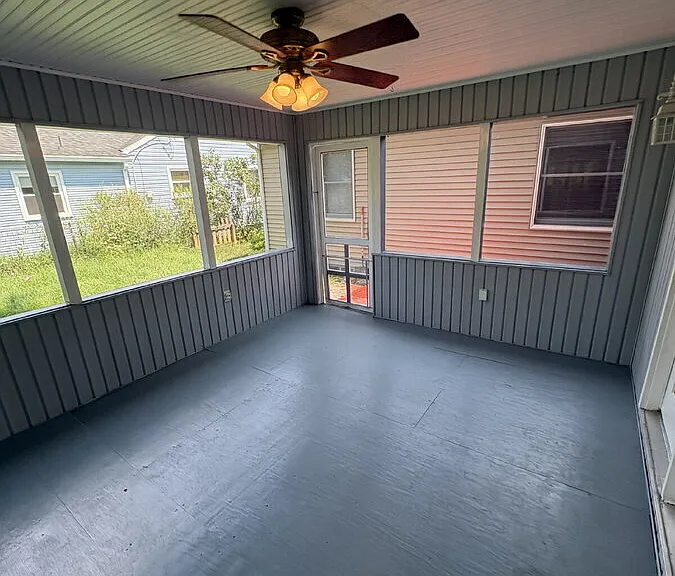 1031 Toppin Blvd — Photo 11
