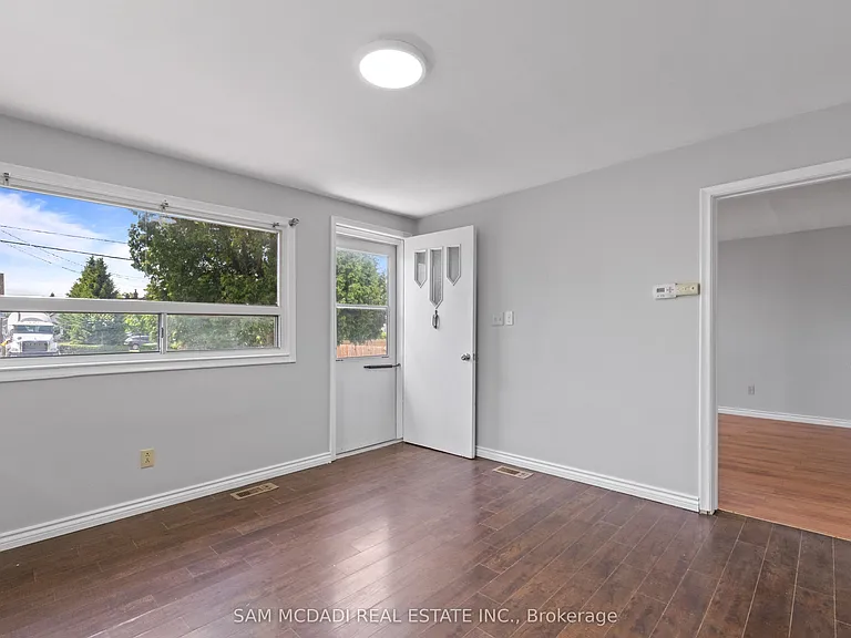5717 Dunn St — Photo 9