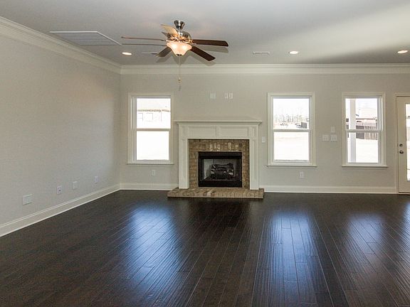 5th image of 5116 Devonshire Dr