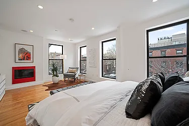 Sold by Engel & Völkers New York City