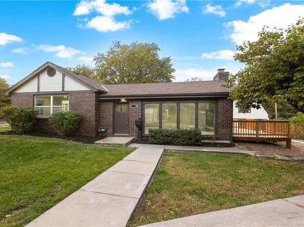 2712 S Sante Fe Rd, Independence, MO 64055