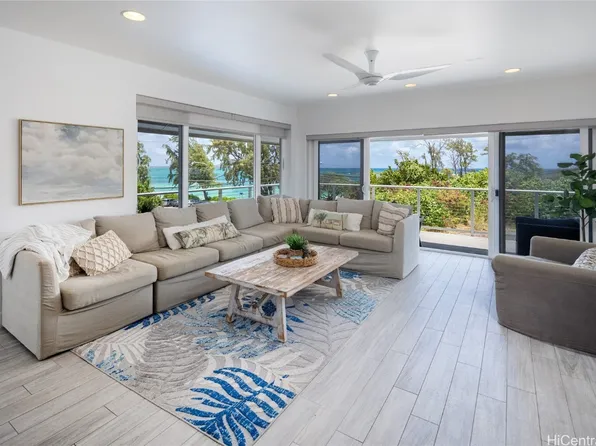 561 Kaneapu Pl #561, Kailua, HI 96734