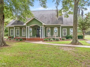 5924 Old U South Rd, Malone, FL 32445