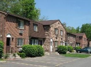 76 Sharon Rd APT 3, Waterbury, CT 06705