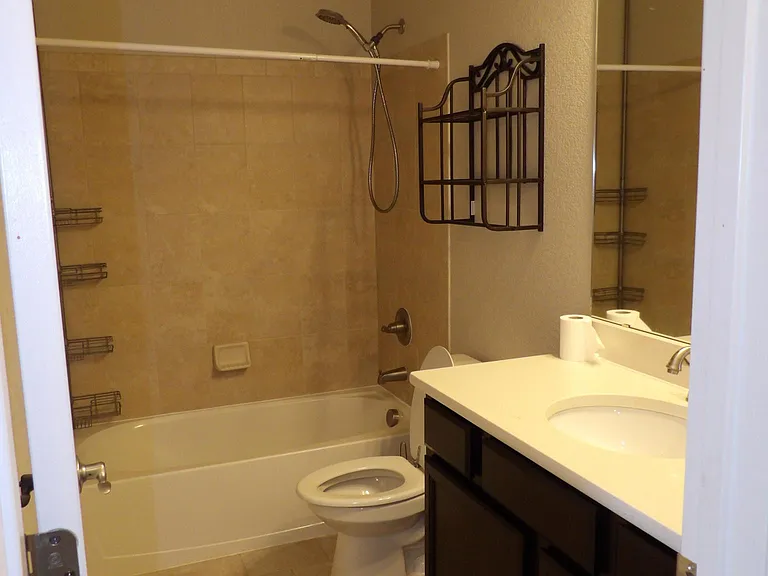 13534 Park Gate Dr — Photo 20