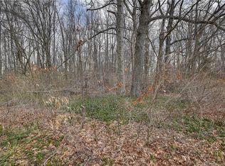 20R West St, Cromwell, CT 06416