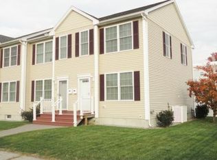 635 Hevey St, Manchester, NH 03102