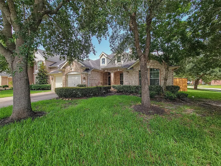 3735 Tidalwood Dr — Photo 3