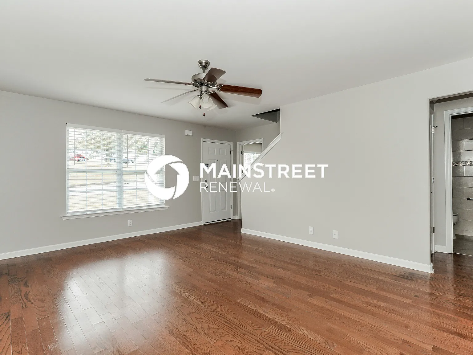 101 Lyndhurst Dr — Photo 3