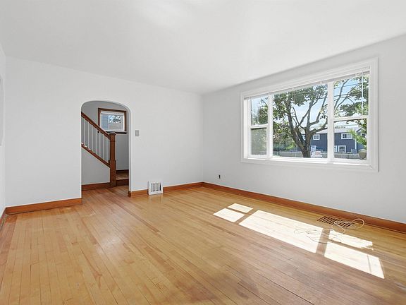 4th image of 148 Victoria Rd