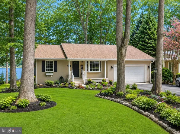 280 Lake Caroline Dr, Ruther Glen, VA 22546