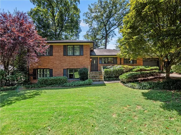 2077 Trailmark Dr, Decatur, GA 30033