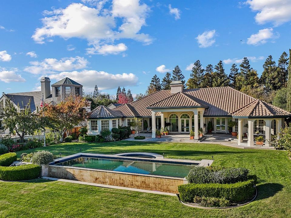 1st image of 6455 Saint Andrews Dr