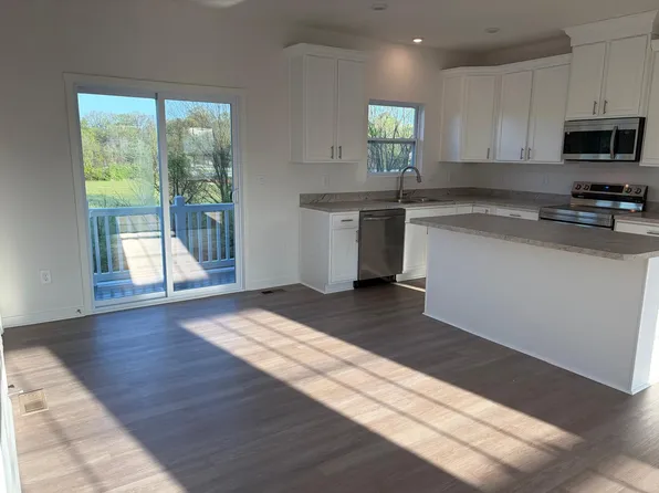 158 Dusky Willow Dr, Etna, OH 43068