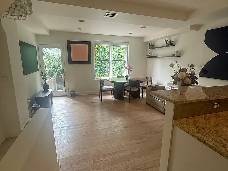 140 Garden St #5 — Photo 1