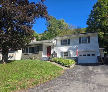 2 Park Pl, Delhi, NY, 13753