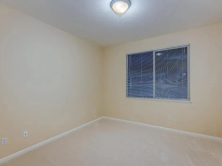 2147 Falcon Ridge Dr — Photo 23