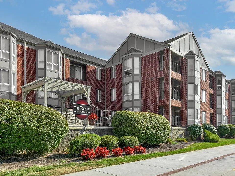 Pointe at Saint Joseph Apartment Homes