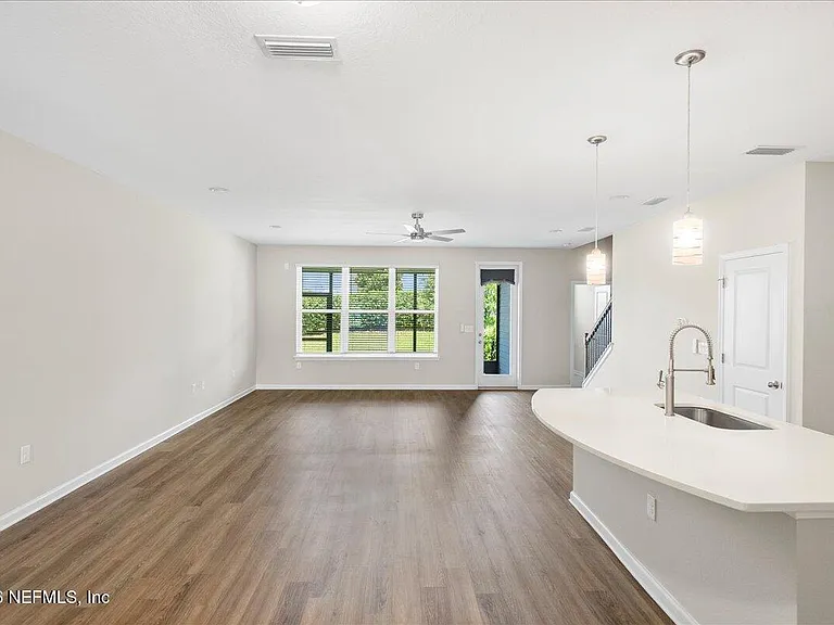 171 Tamar Ct — Photo 4