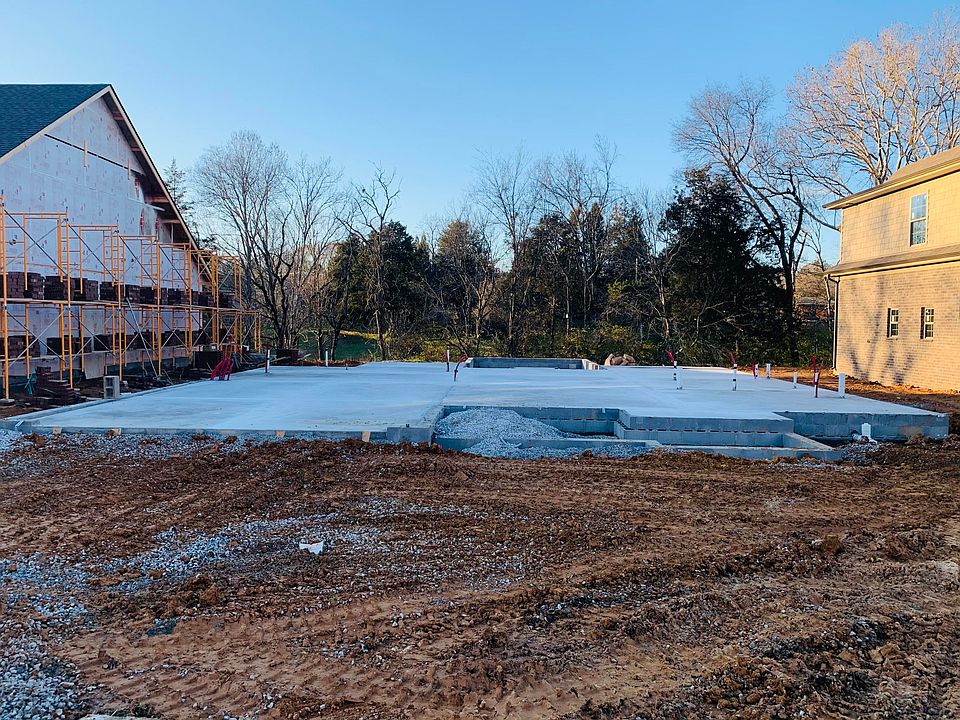 1st image of 1001 Westland Dr