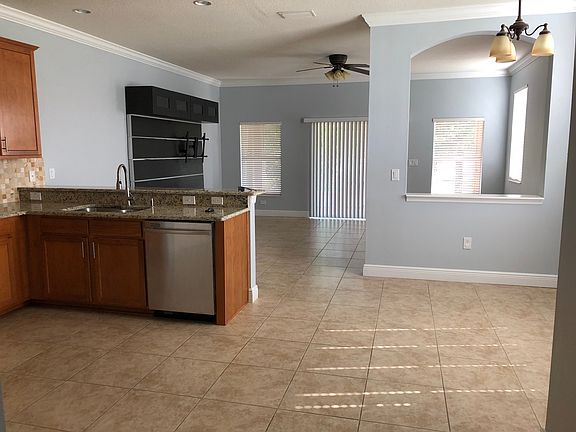 5th image of 4468 Amberly Oaks Ct