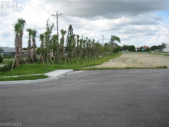5th image of 44 Del Prado Blvd N