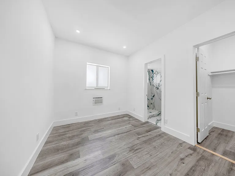6844 Abbott Ave #6 — Photo 10