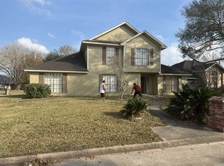 1172 Westmeadow Dr, Beaumont, TX 77706