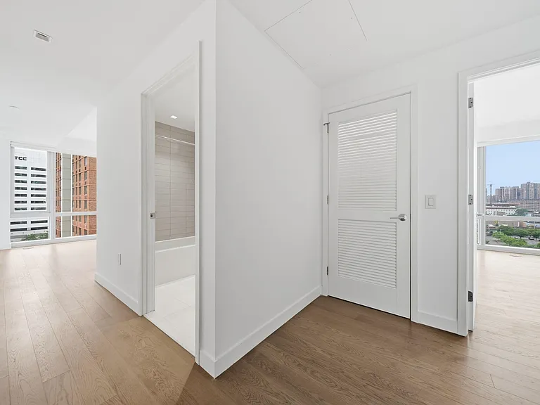 75 Park Ln S #1512 — Photo 9