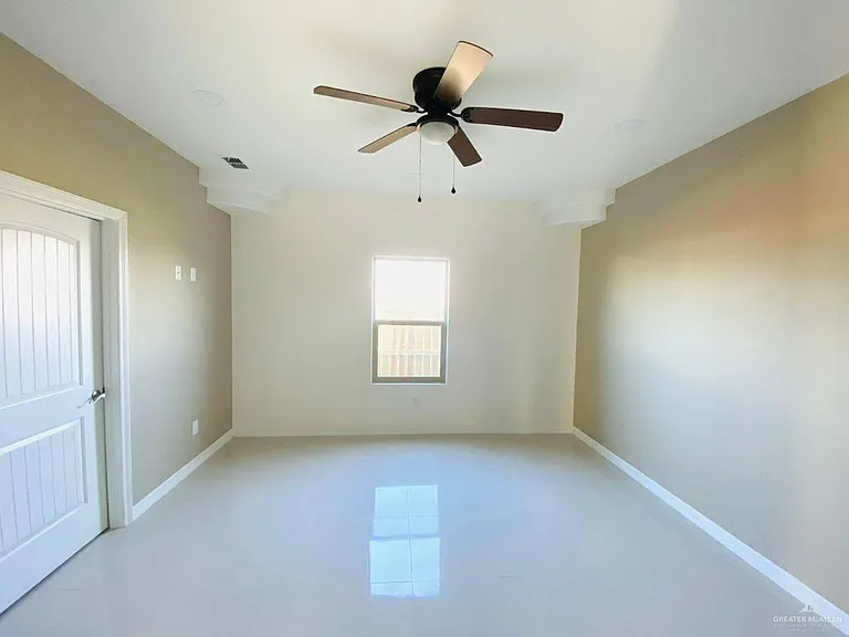 208 W Rutherford Ave #2 — Photo 12