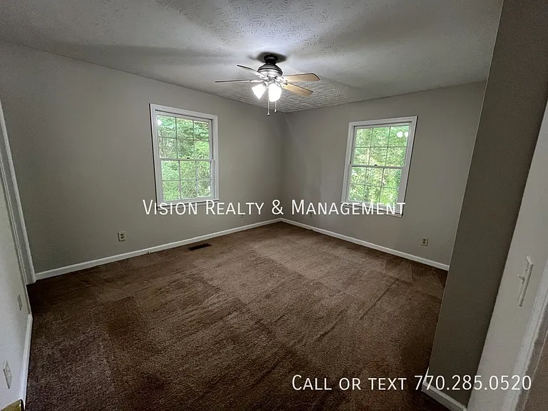 55 S Greenwood Dr — Photo 19