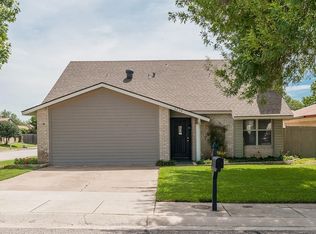 2238 Montclair Pl, Carrollton, TX 75007