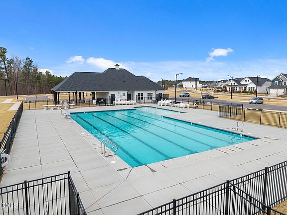 5th image of 1023 Blissful Waters St