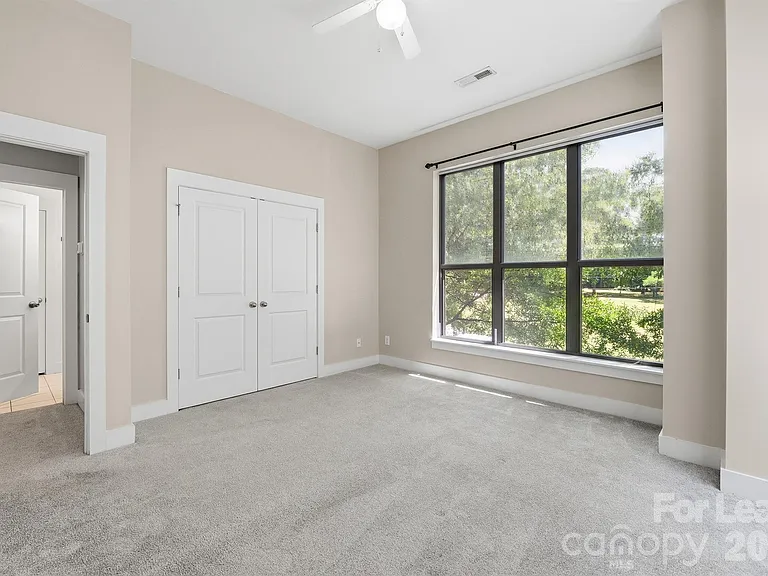 3435 Spencer St — Photo 27