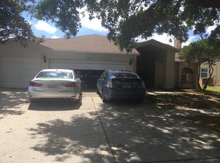 11213 Longbrooke Dr, Riverview, FL 33579
