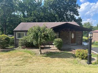 543 E McMurray Rd, Canonsburg, PA 15317