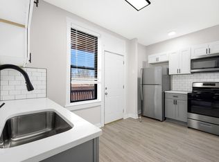 2826 E 76th Pl APT 2C, Chicago, IL 60649