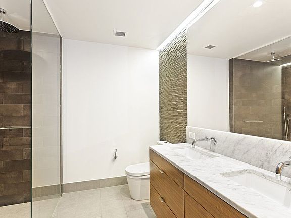 5th image of 205 Water St APT 7E