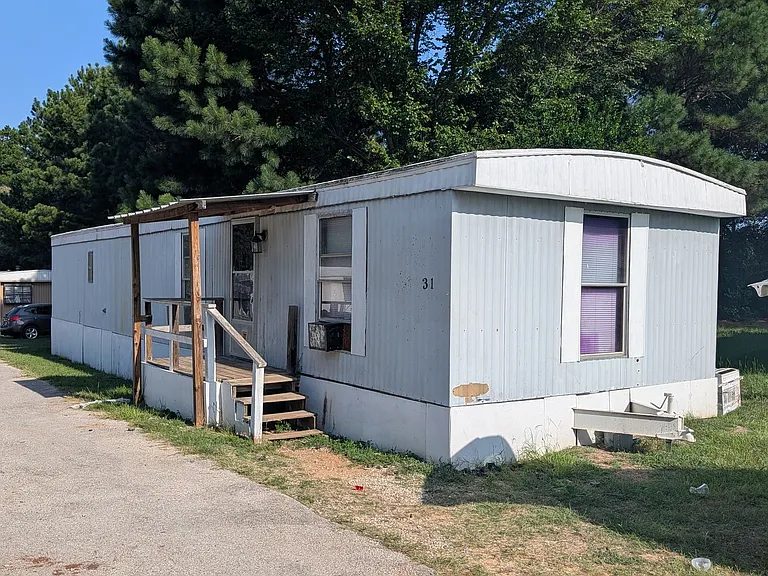 900 Stewart St #31 — Photo 1