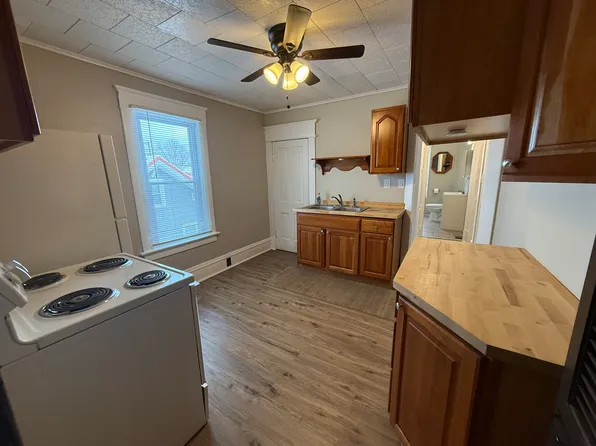 514 Fox St, Franklin, PA 16323