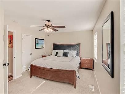 5th image of 615 Snow St