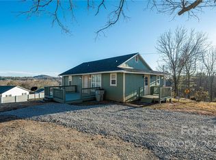 124 Fairview Dr NW, Lenoir, NC 28645