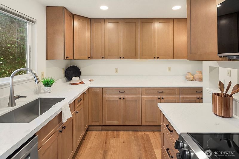 2nd image of 10838 E Riverside Drive #C203