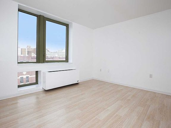 3rd image of 2132-2136 2nd Ave APT 6B