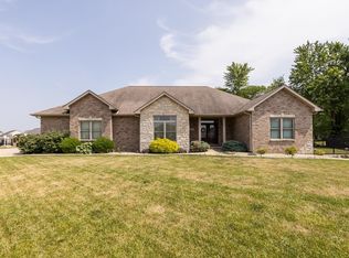 221 Deborah Ct, New Baden, IL