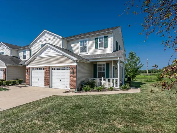 2030 Celebration Park Cir, Belleville, IL 62220