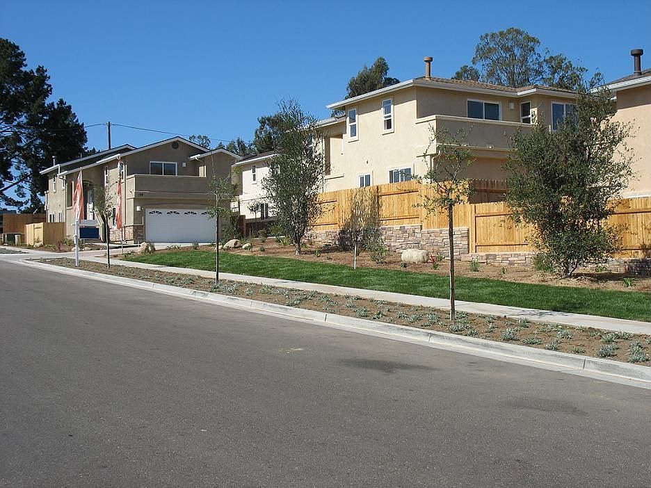 1st image of 664 Nipomo Oaks Ln
