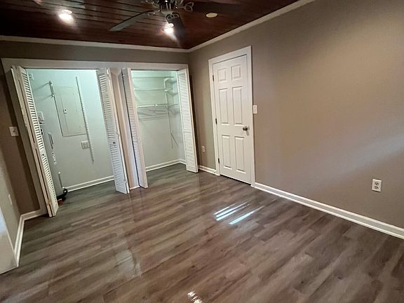 5th image of 325 Tipton Rd #1