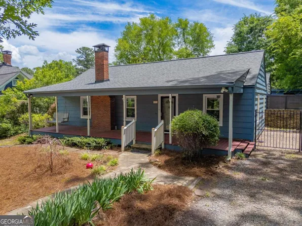 4490 Dallas St, Acworth, GA 30101